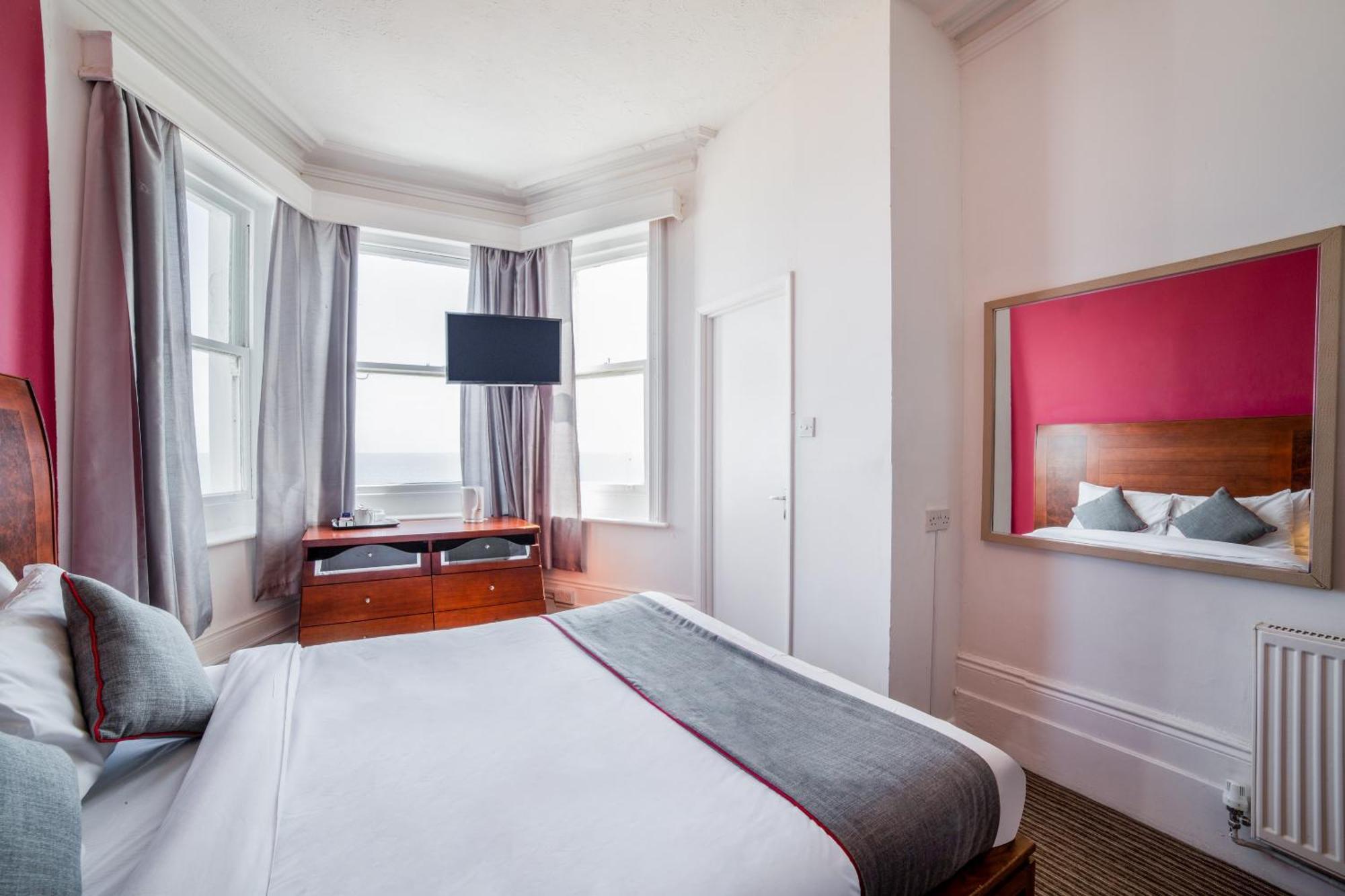 The Strand Hotel Eastbourne Exterior photo