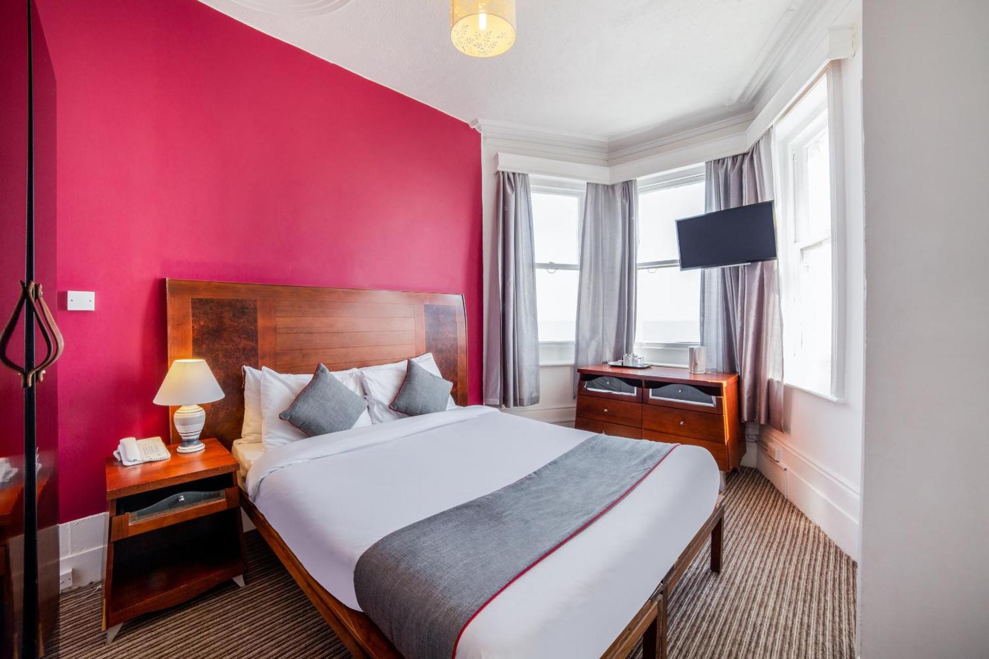 The Strand Hotel Eastbourne Exterior photo