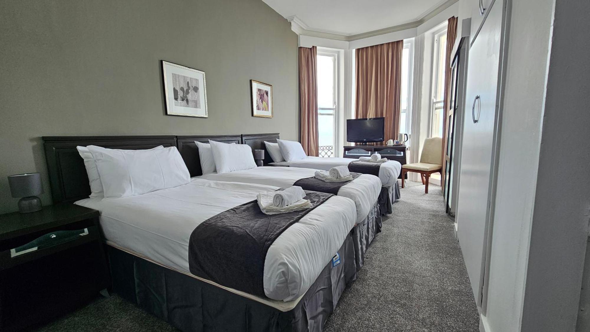 The Strand Hotel Eastbourne Exterior photo